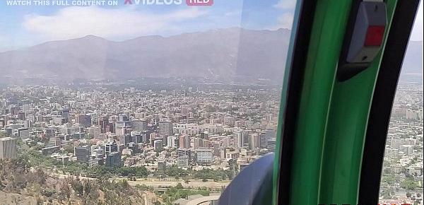  Boquete Arriscado em Publico no teleférico no Chile - Dread Hot